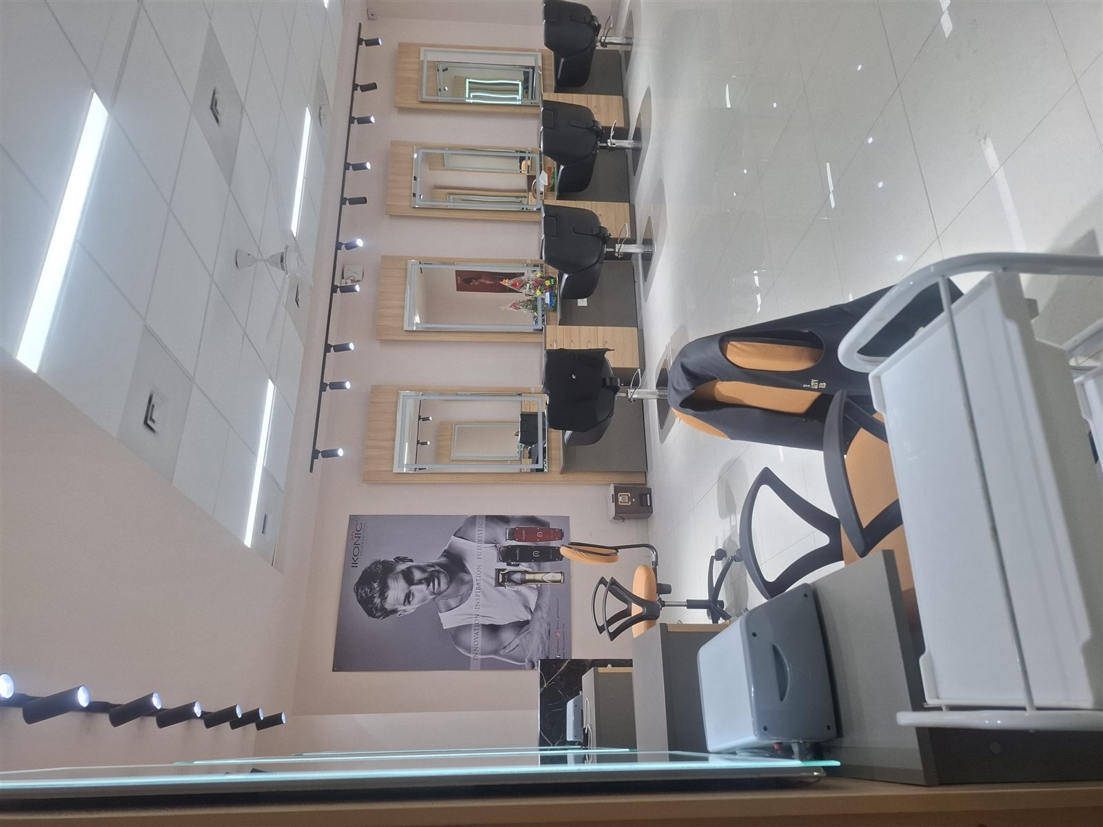 Male grooming services